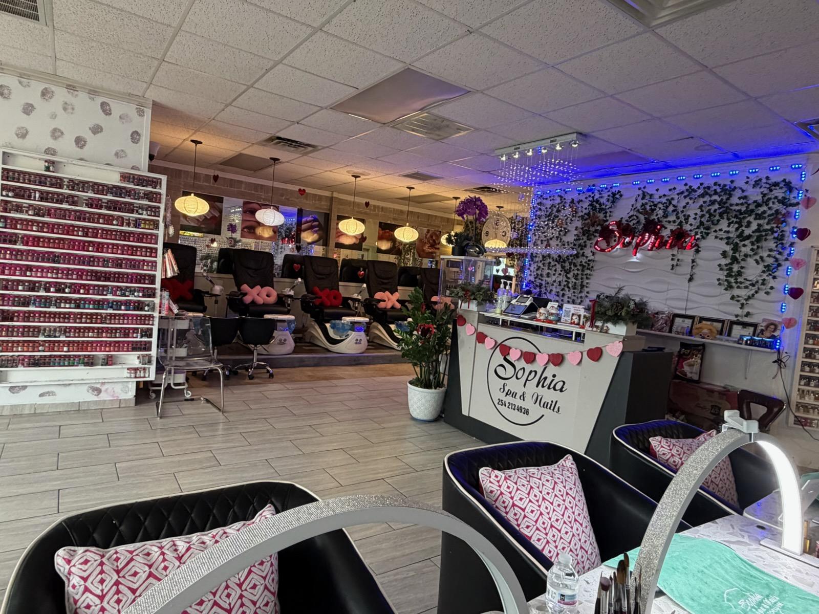 Sophia nails and spa nail photo 2